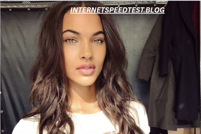 ZoeyDragon & Emily Carter OnlyFans: A Deep Dive into Their Exclusive Content